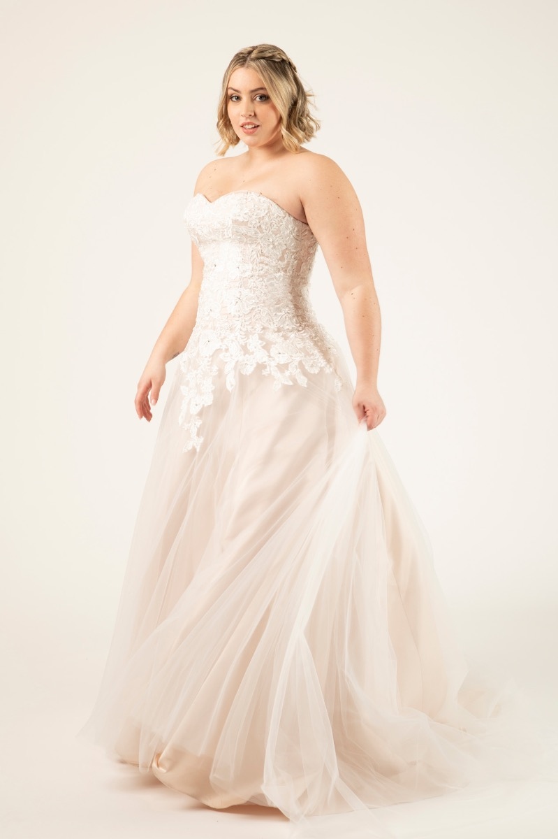 Abito da sposa Mughetto CURVY 