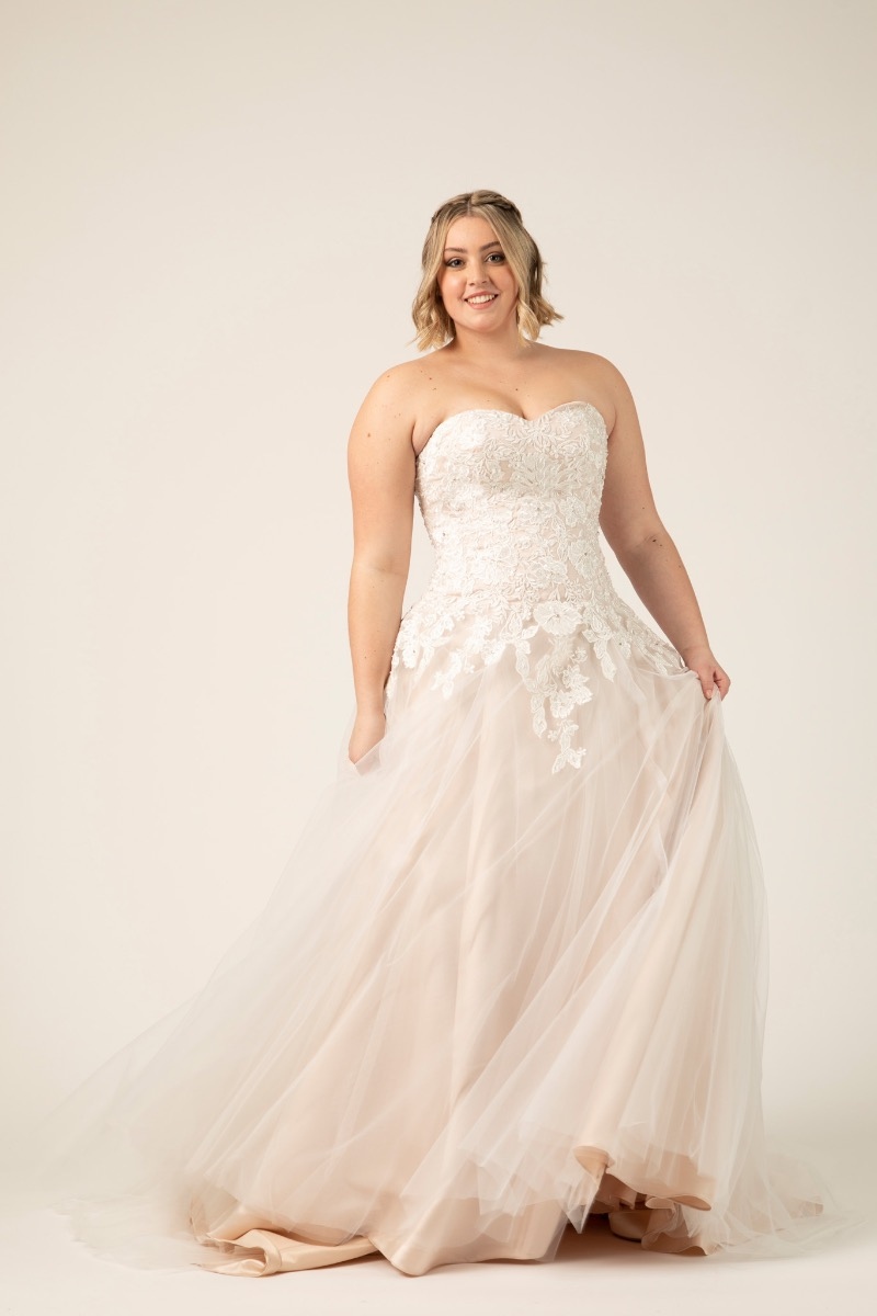 Abito da sposa Mughetto CURVY 