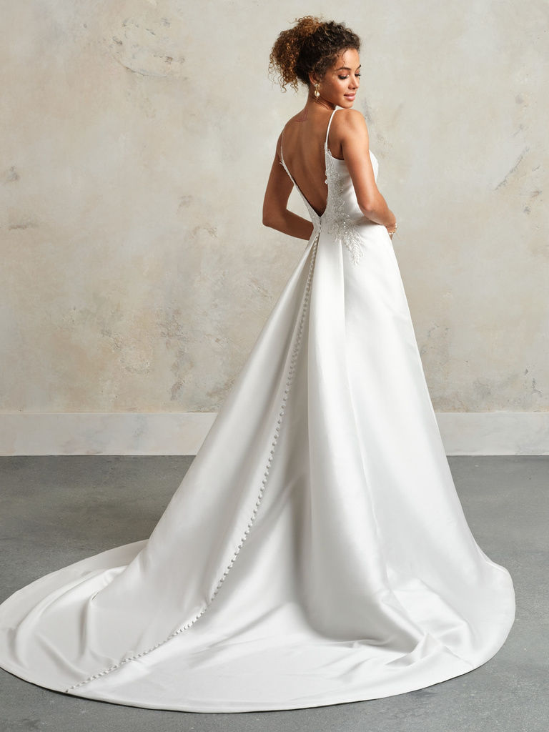 OLYMPIA - MAGGIE SOTTERO