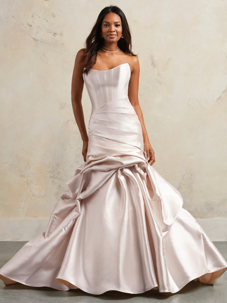 AYAN - MAGGIE SOTTERO